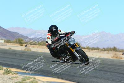 media/Mar-12-2022-SoCal Trackdays (Sat) [[152081554b]]/Turn 14 Inside (155pm)/